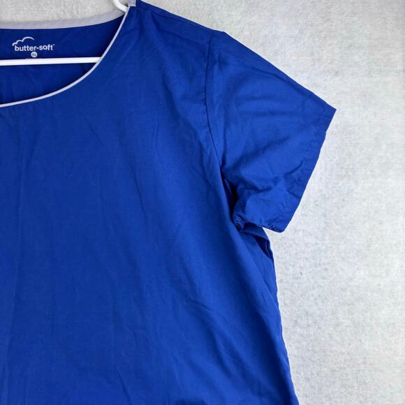 Butter Soft Scrub Top Womens XL Cobalt Blue Nursing Work Uniform Pockets Comfort - Picture 6 of 9